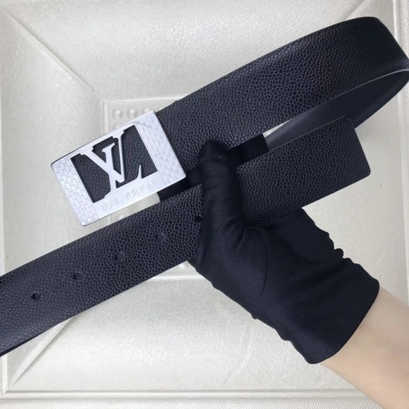 Louis Vuitton    belt